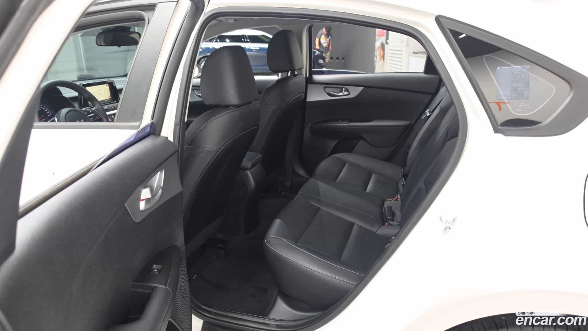 K3 Kia 2022.3-OPTION-015