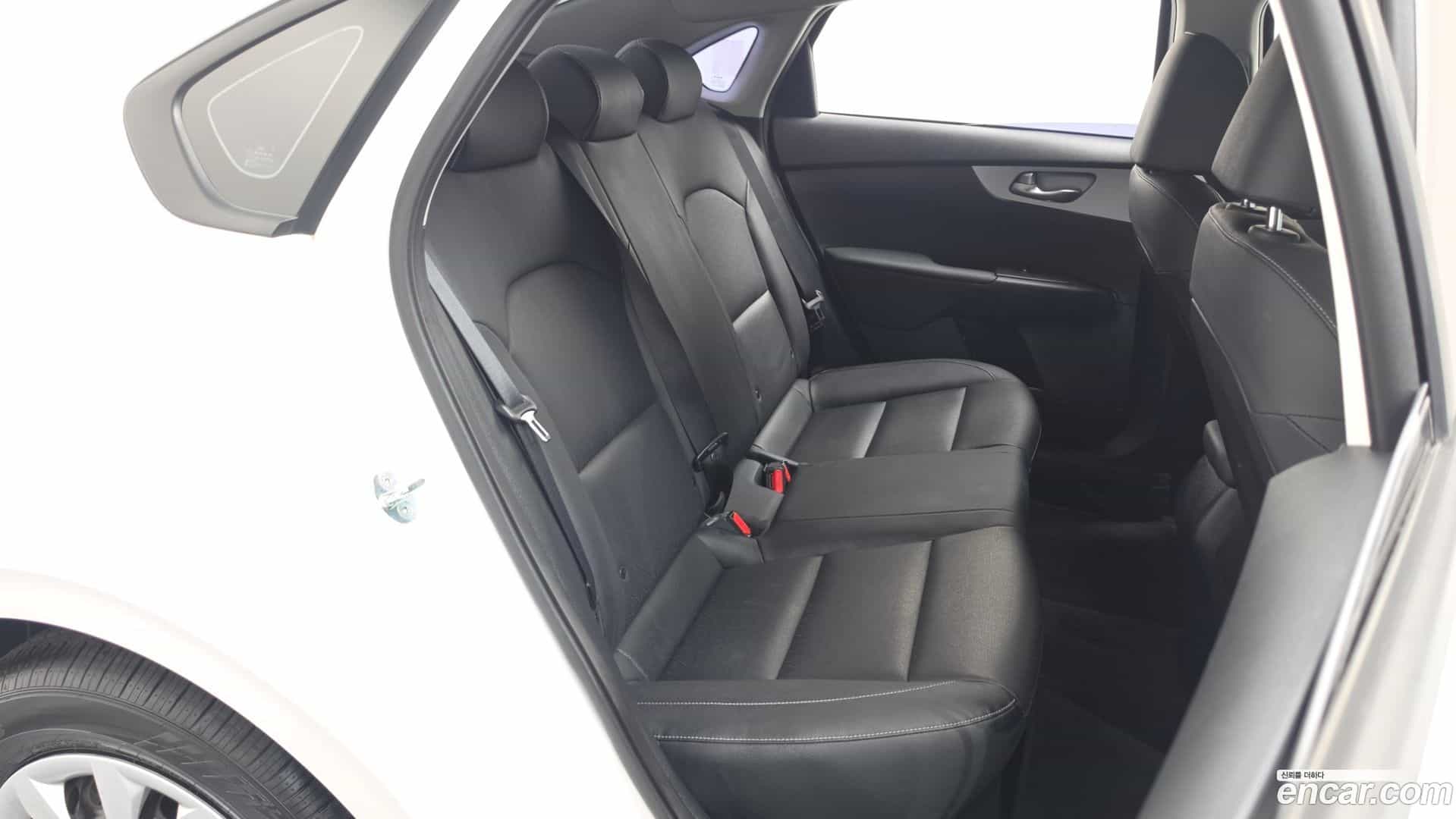 K3 Kia 2022.3-OPTION-016