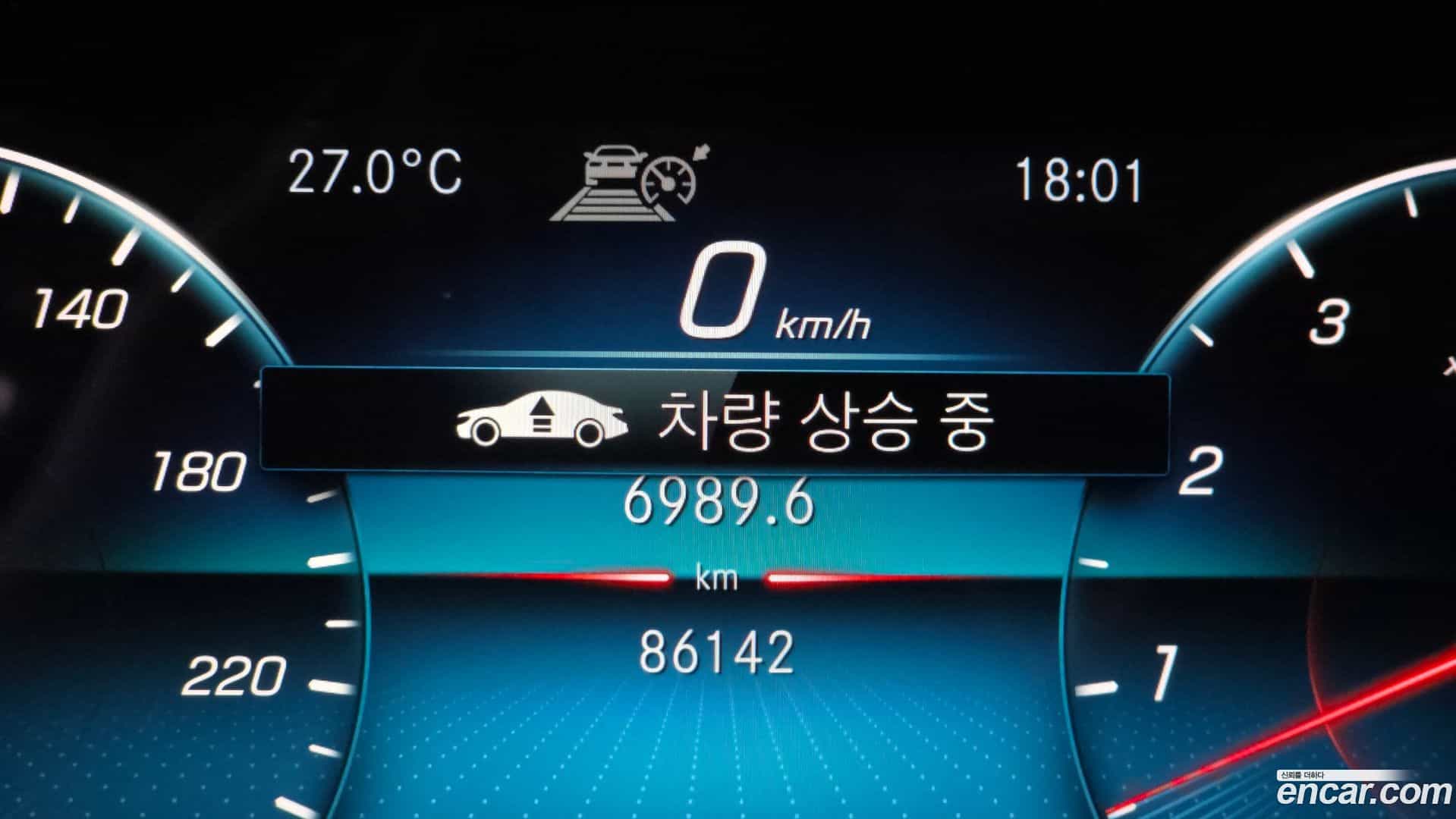 CLS-Class Mercedes-Benz 2020.10-OPTION-046