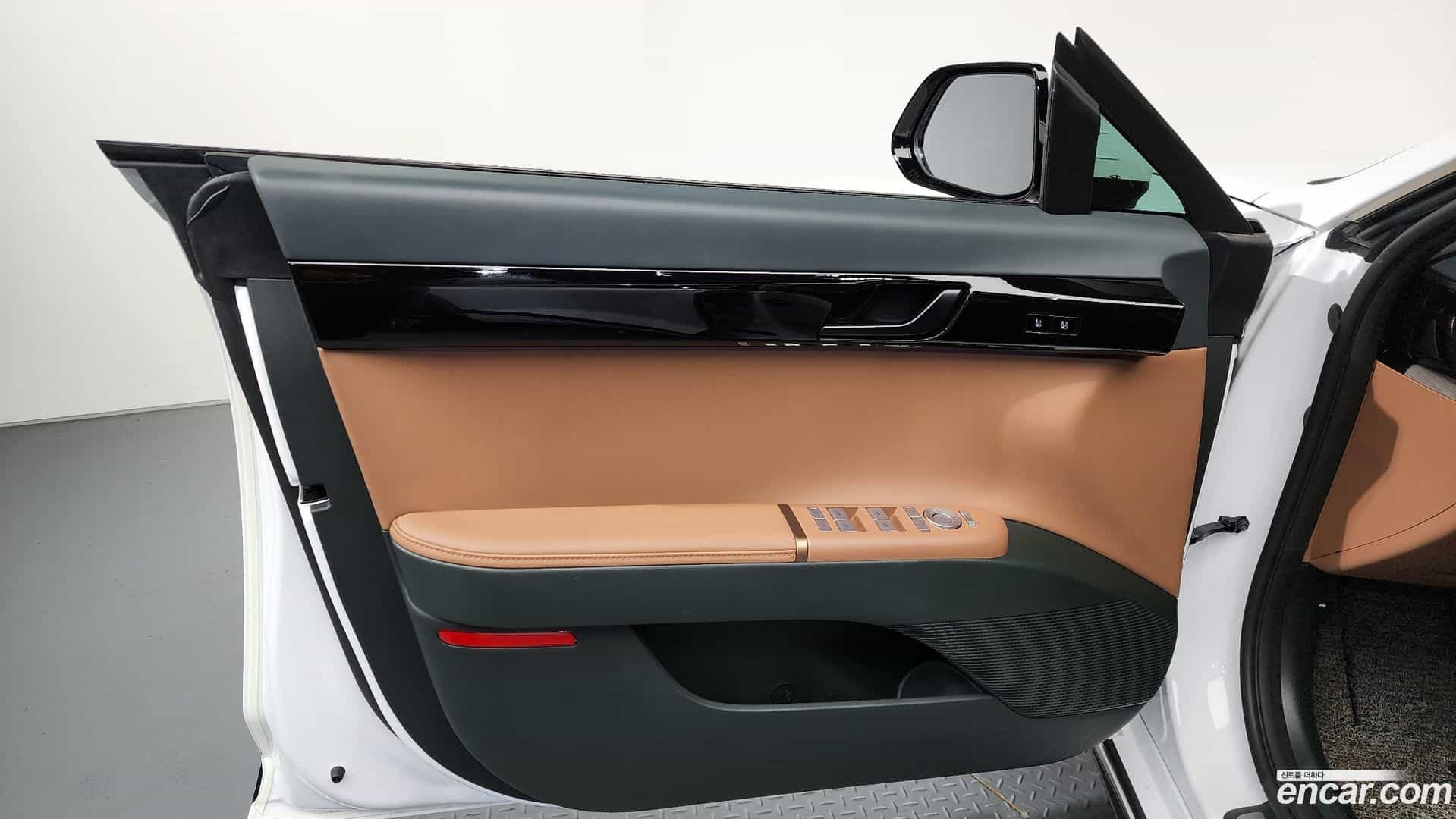 Grandeur Hyundai 2024.6-INNER-034