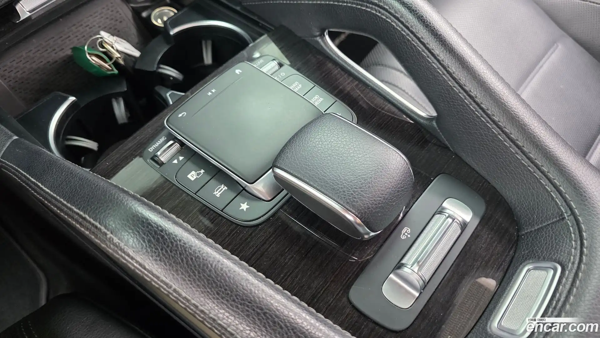 GLE-Class Mercedes-Benz 2021.4-OPTION-020