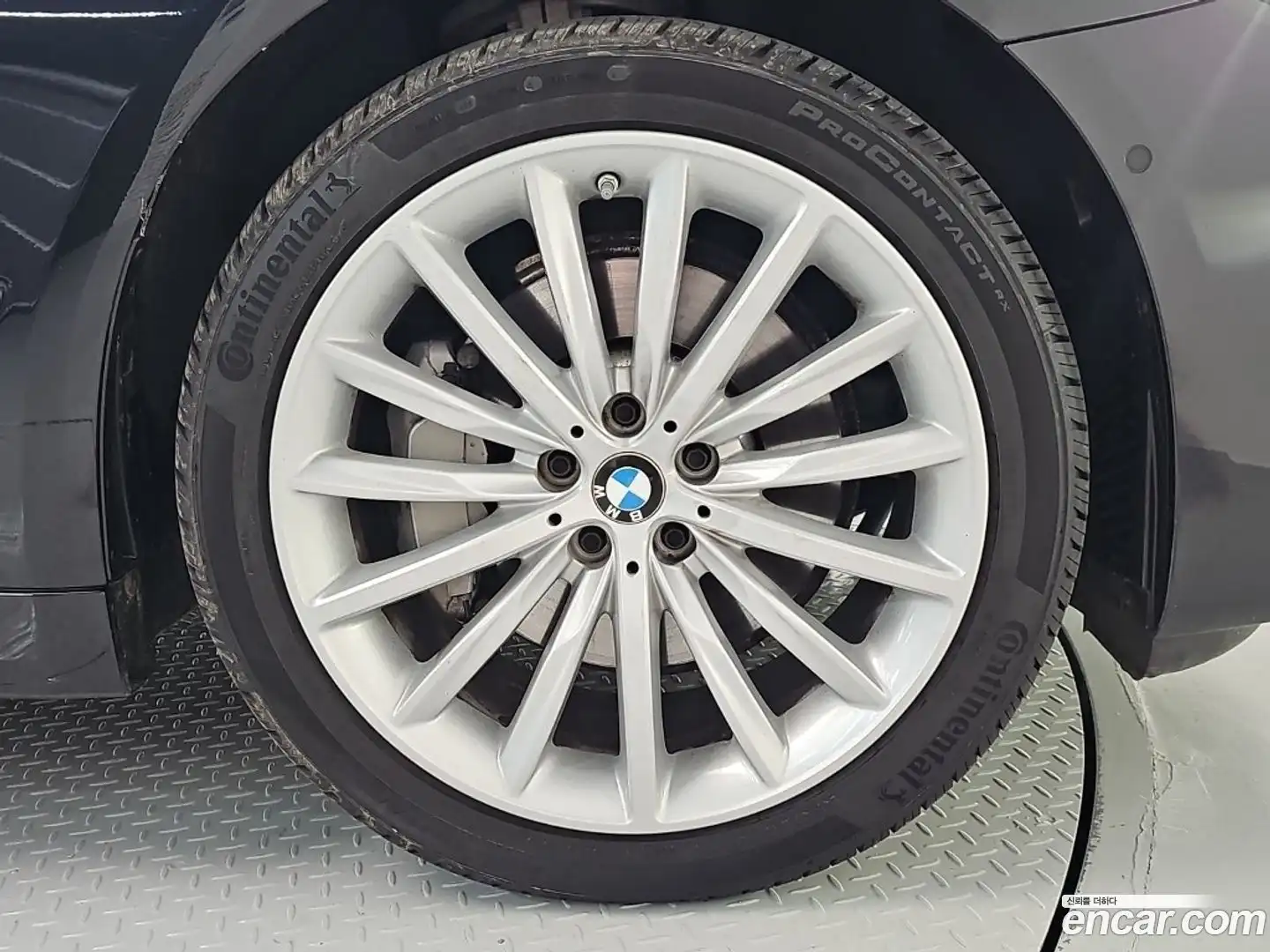 5-Series BMW 2022.8-OUTER-005