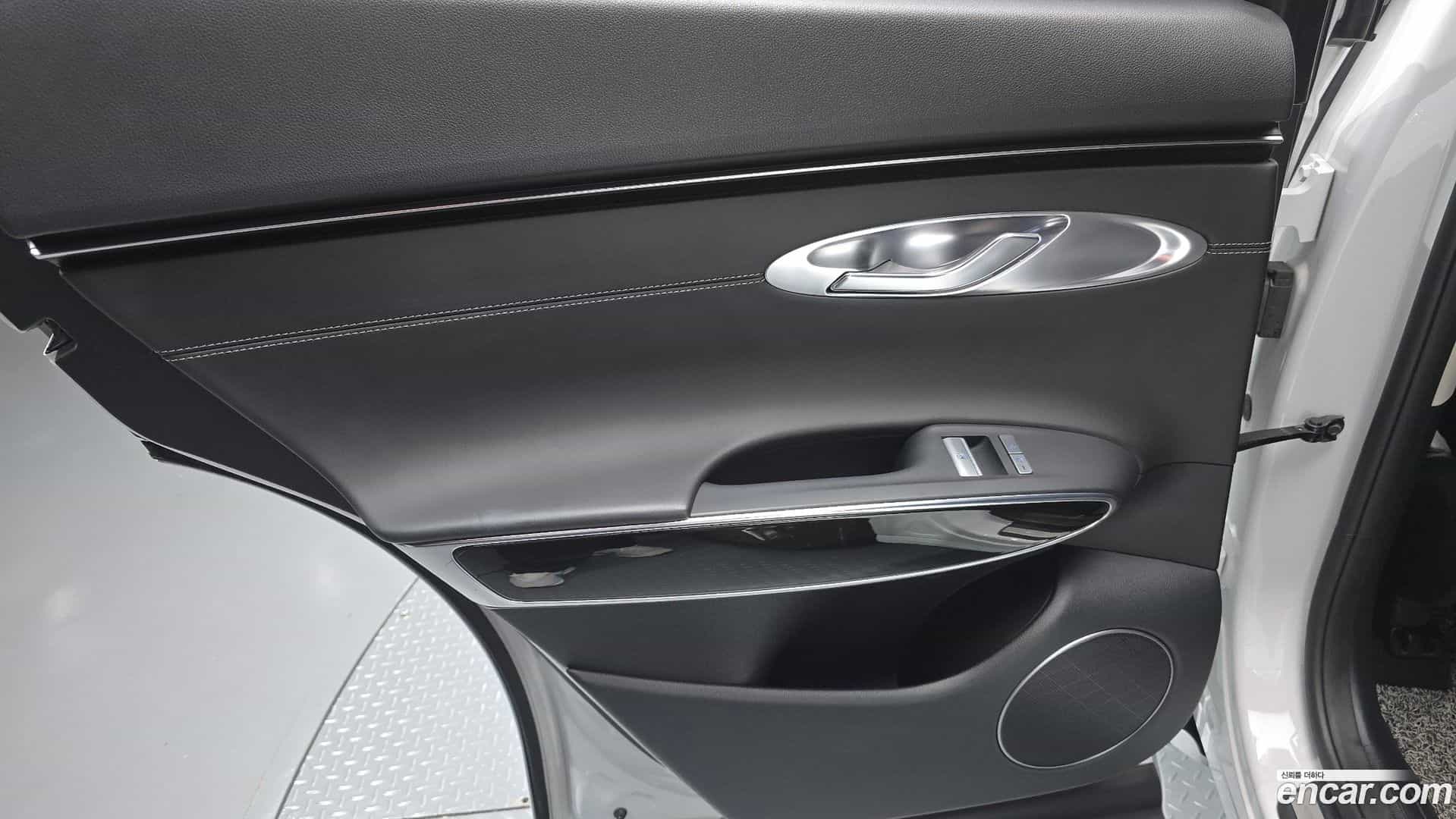 GV70 Genesis 2022.11-INNER-035