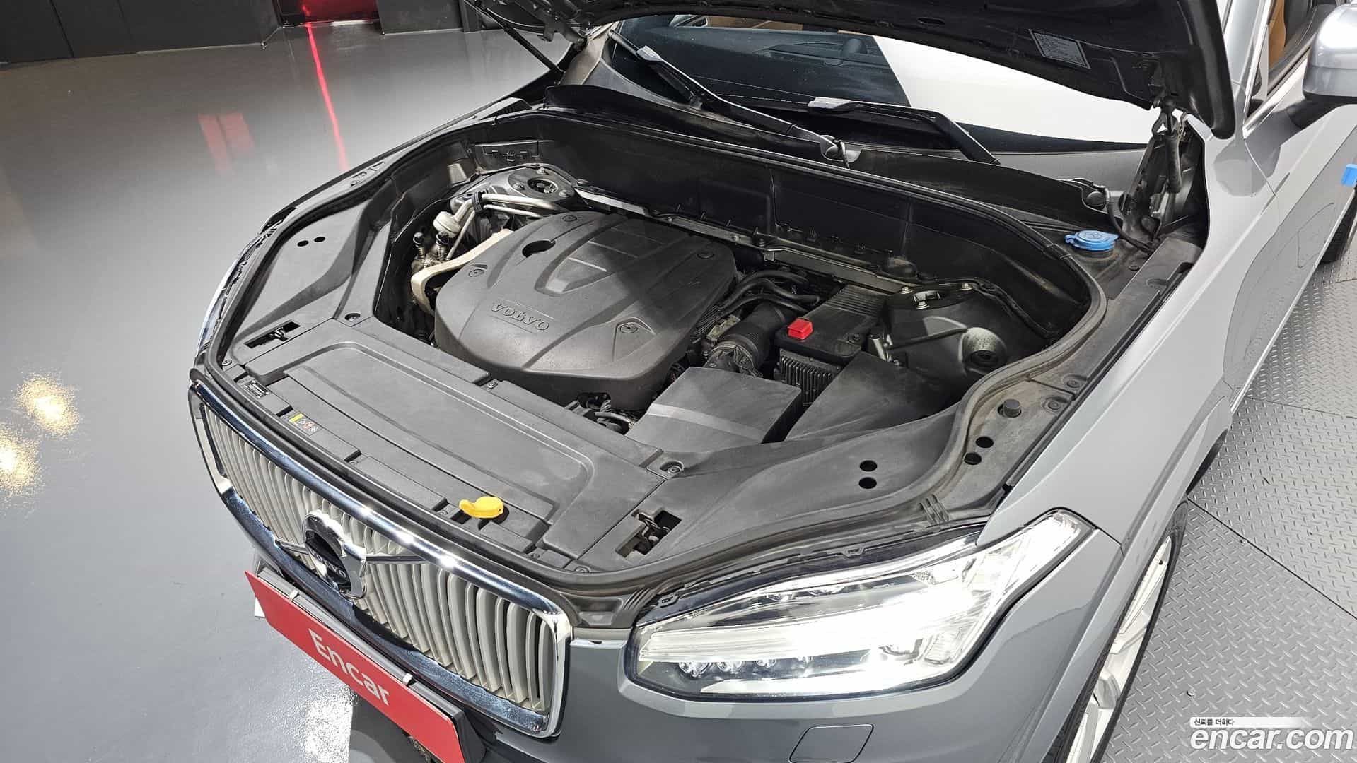 XC90 Volvo 2017.5-OUTER-006