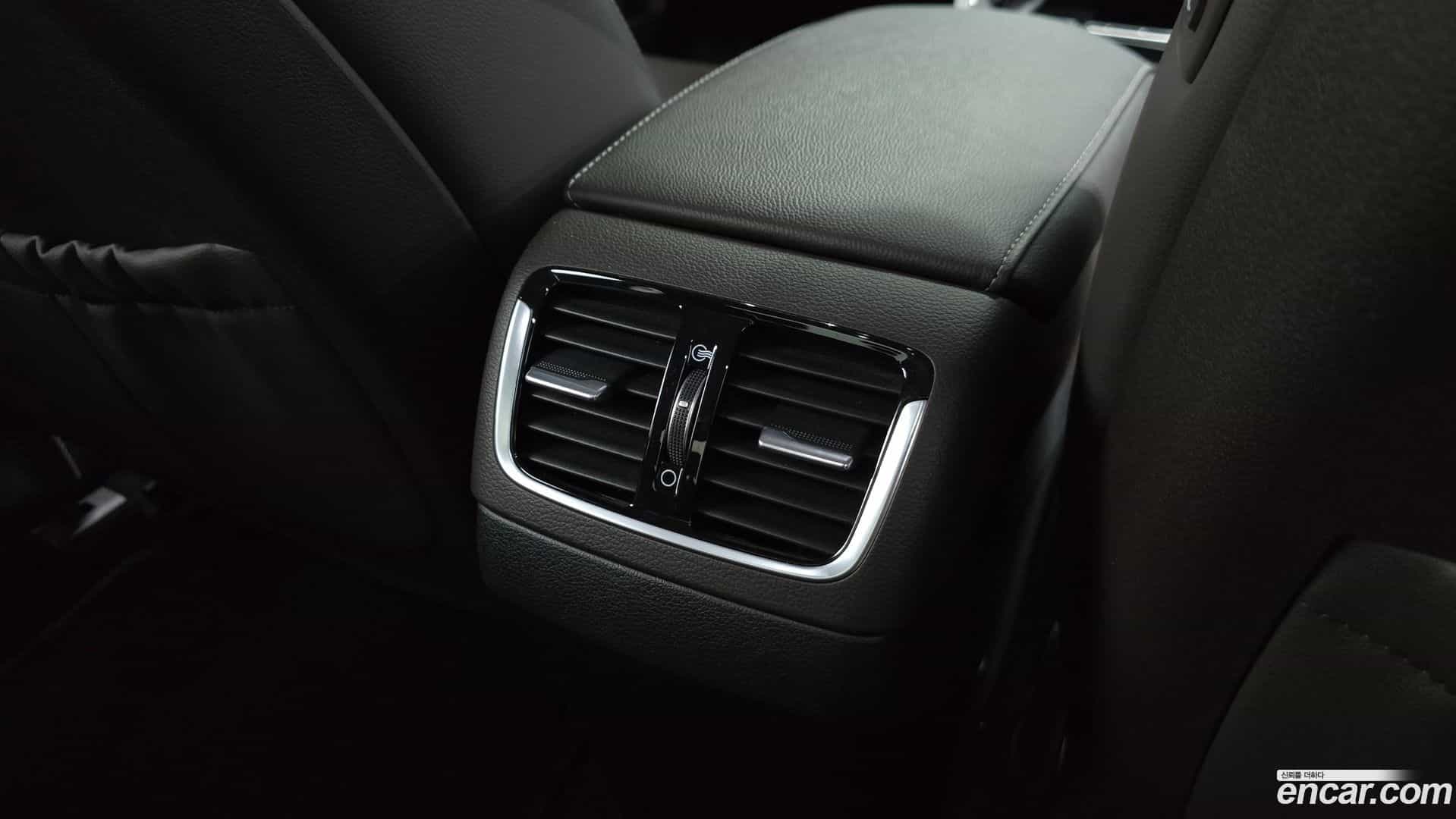 Grandeur Hyundai 2018.11-OPTION-042