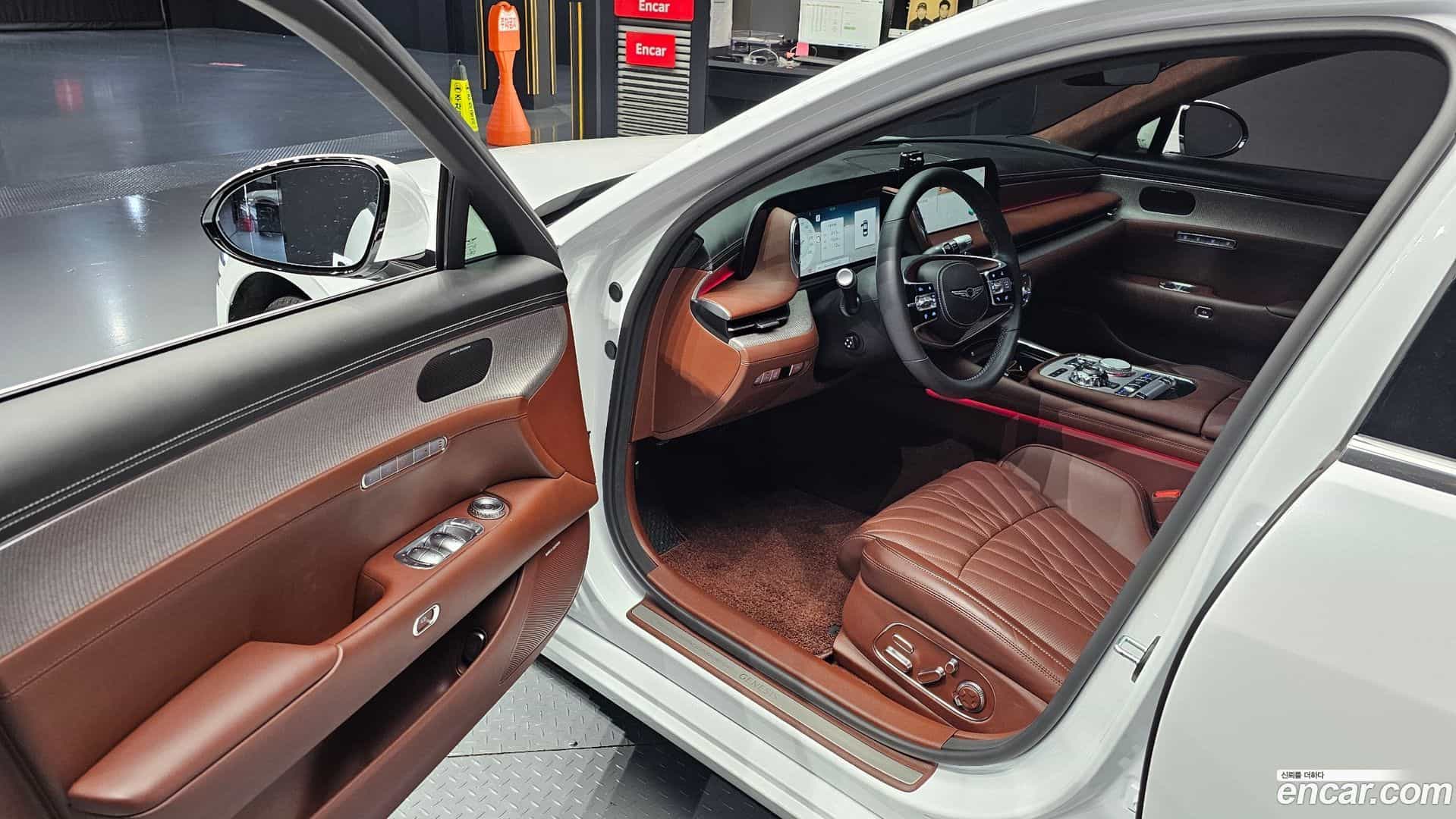 G90 Genesis 2022.7-INNER-010