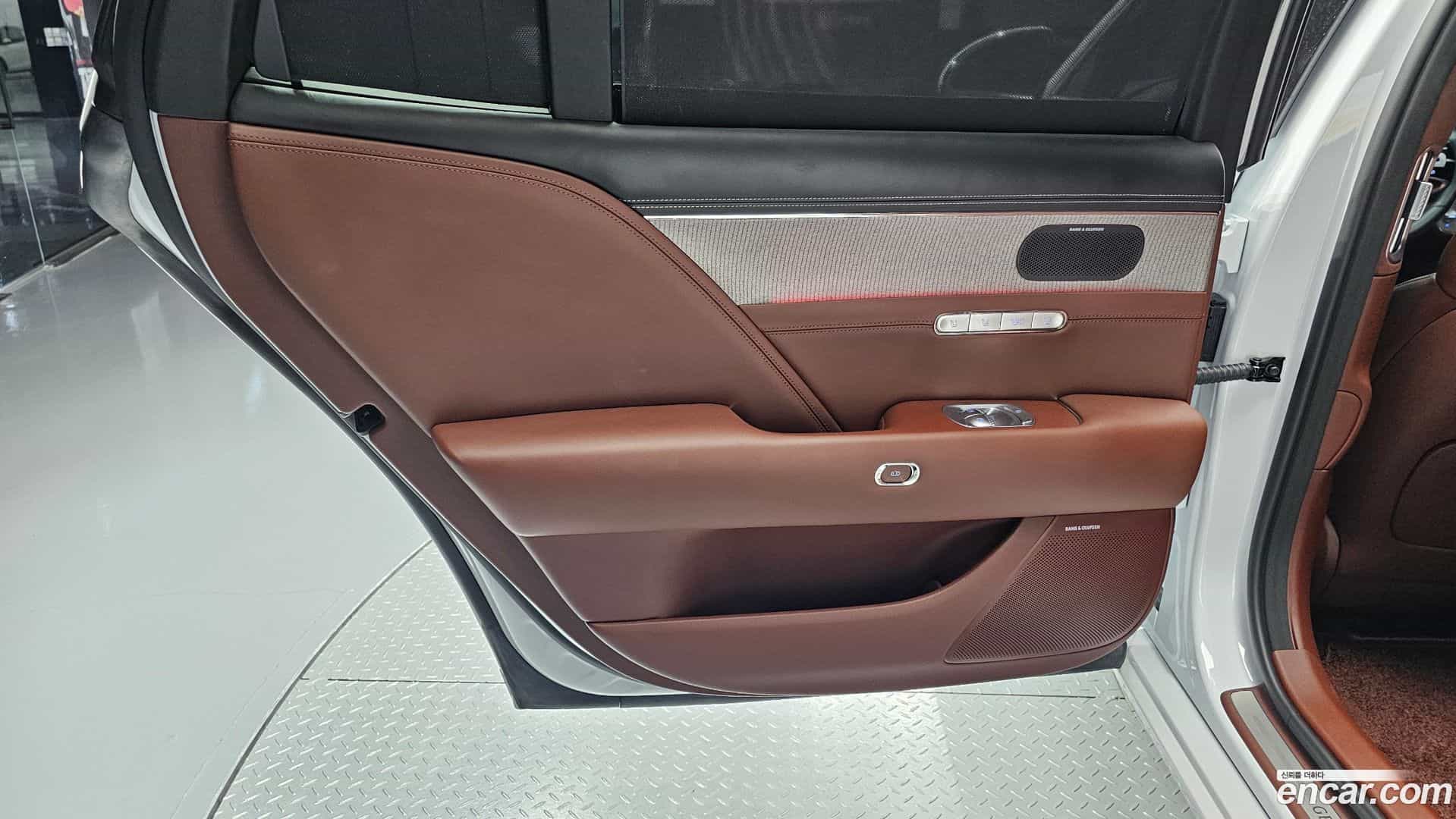 G90 Genesis 2022.7-INNER-035