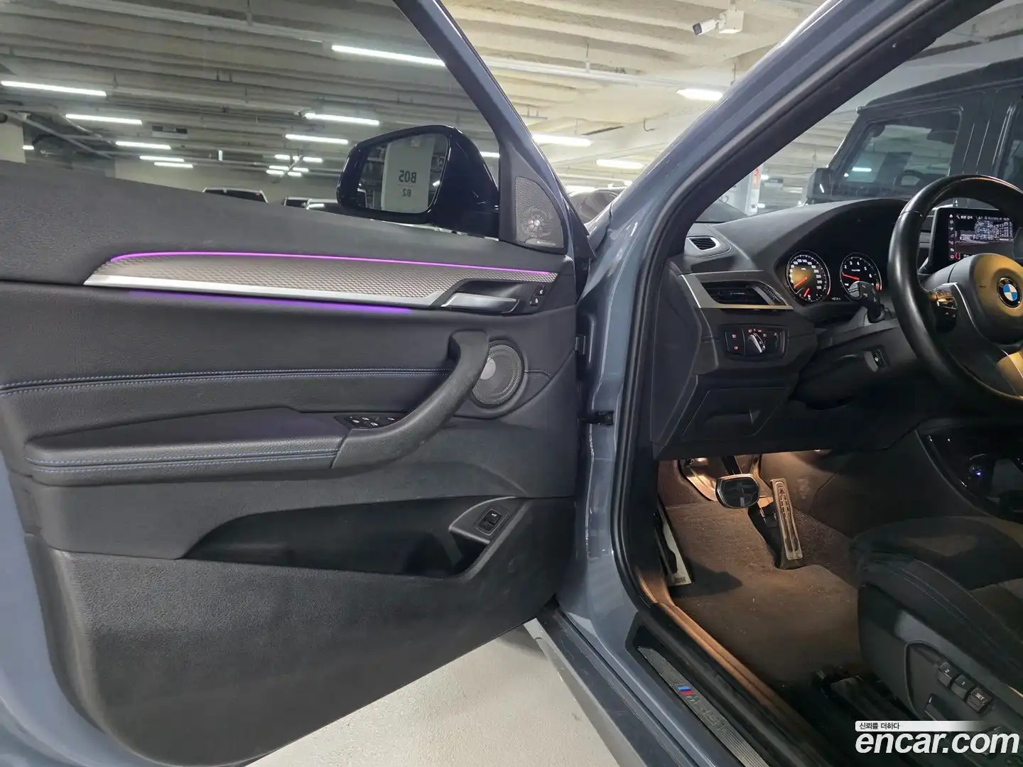 X2 (F39) BMW 2021.8-INNER-010