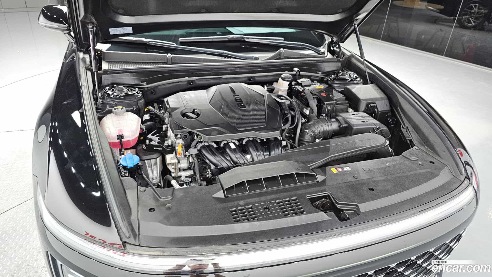 Grandeur Hyundai 2023.6-OUTER-006