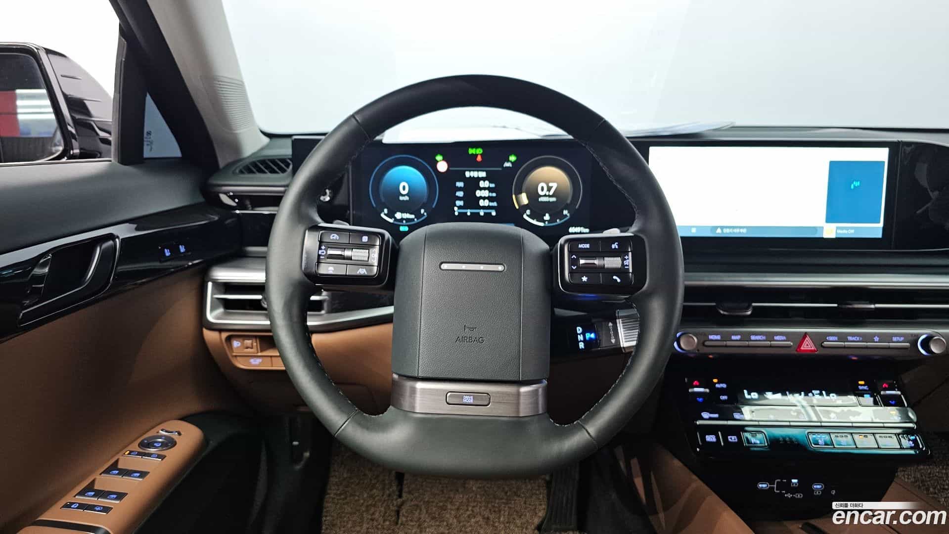 Grandeur Hyundai 2023.6-OPTION-016