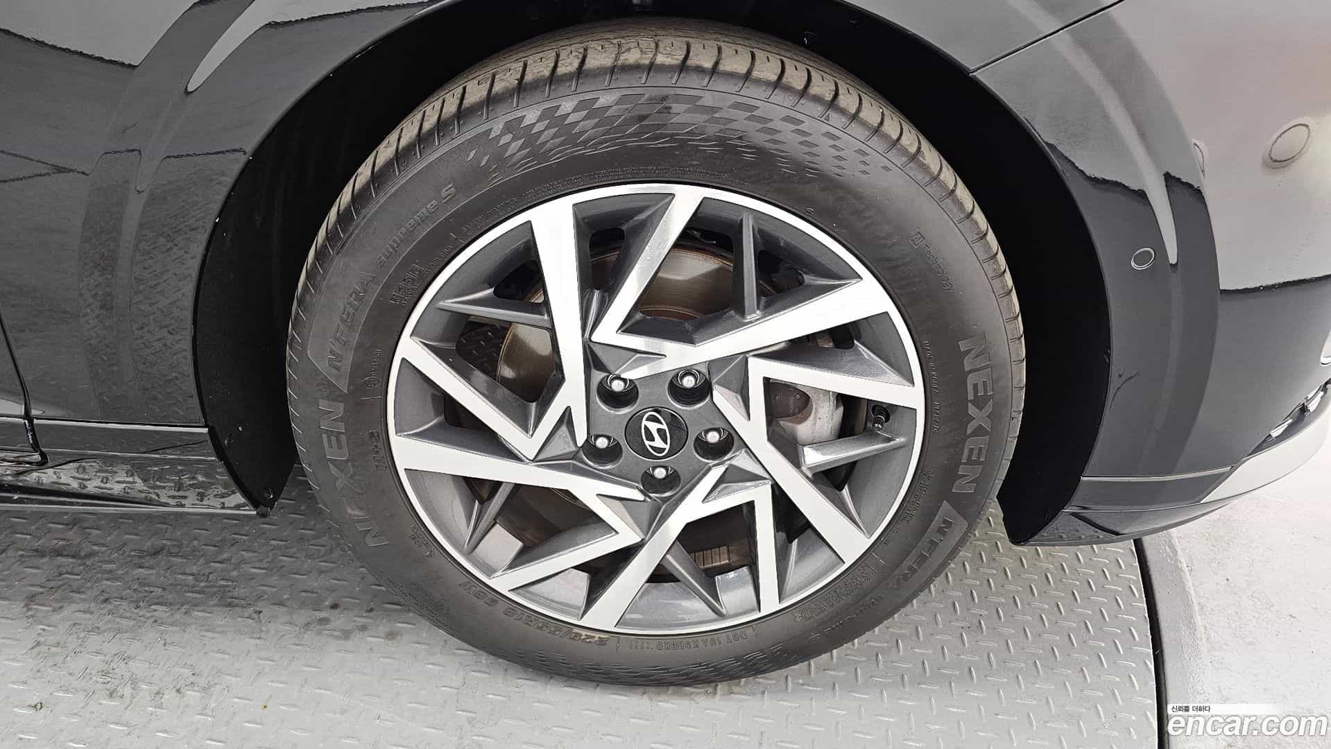 Grandeur Hyundai 2023.6-OUTER-031