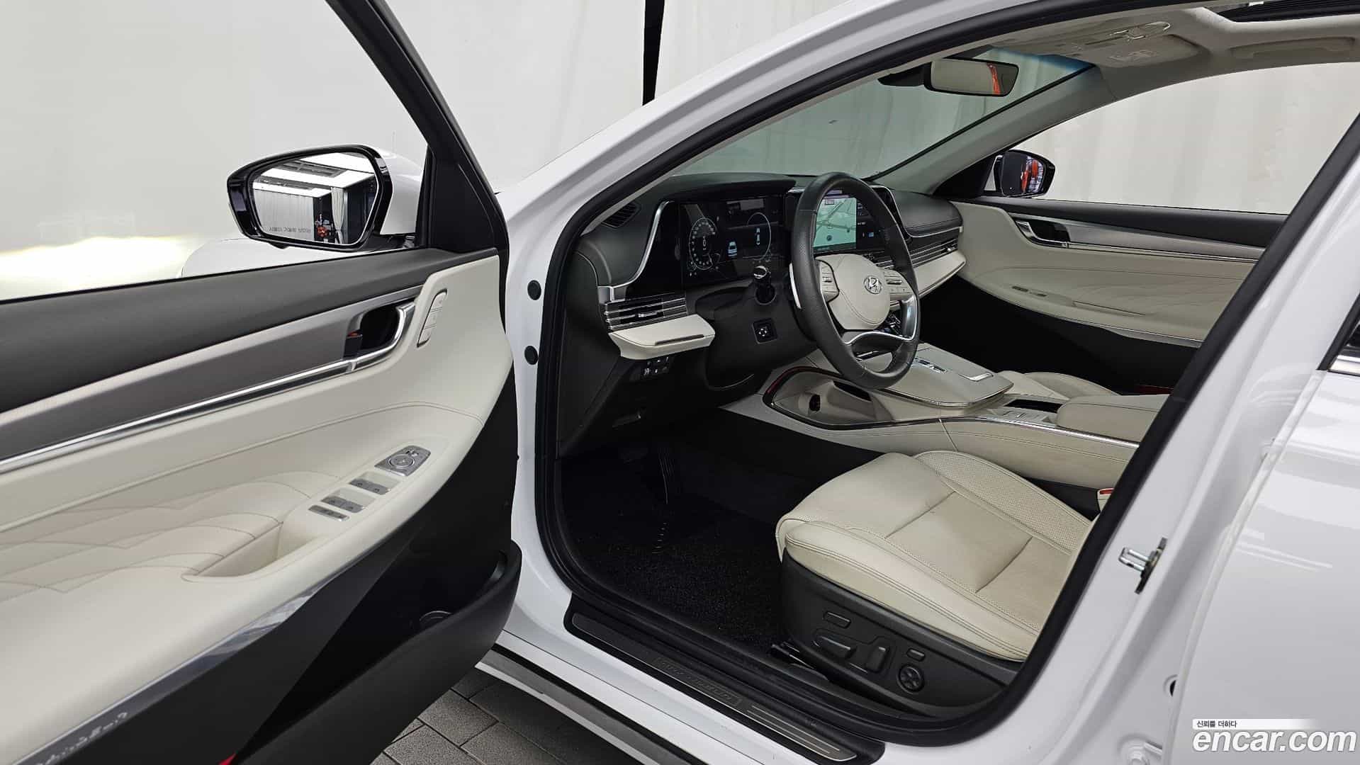Grandeur Hyundai 2021.6-INNER-010