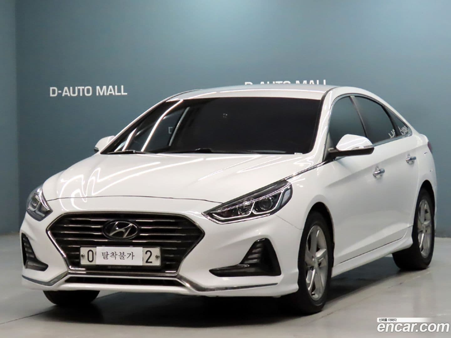 Main__Slider__Photo:Sonata Hyundai 2017.11-0