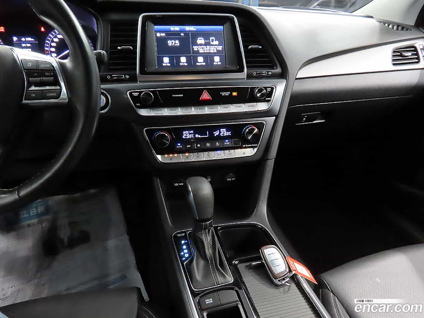 Sonata Hyundai 2017.11-OPTION-015