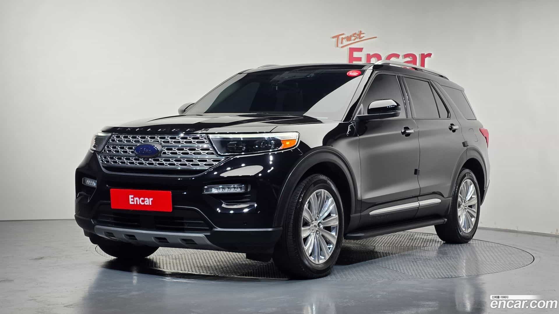Explorer Ford 2022.10-OUTER-001