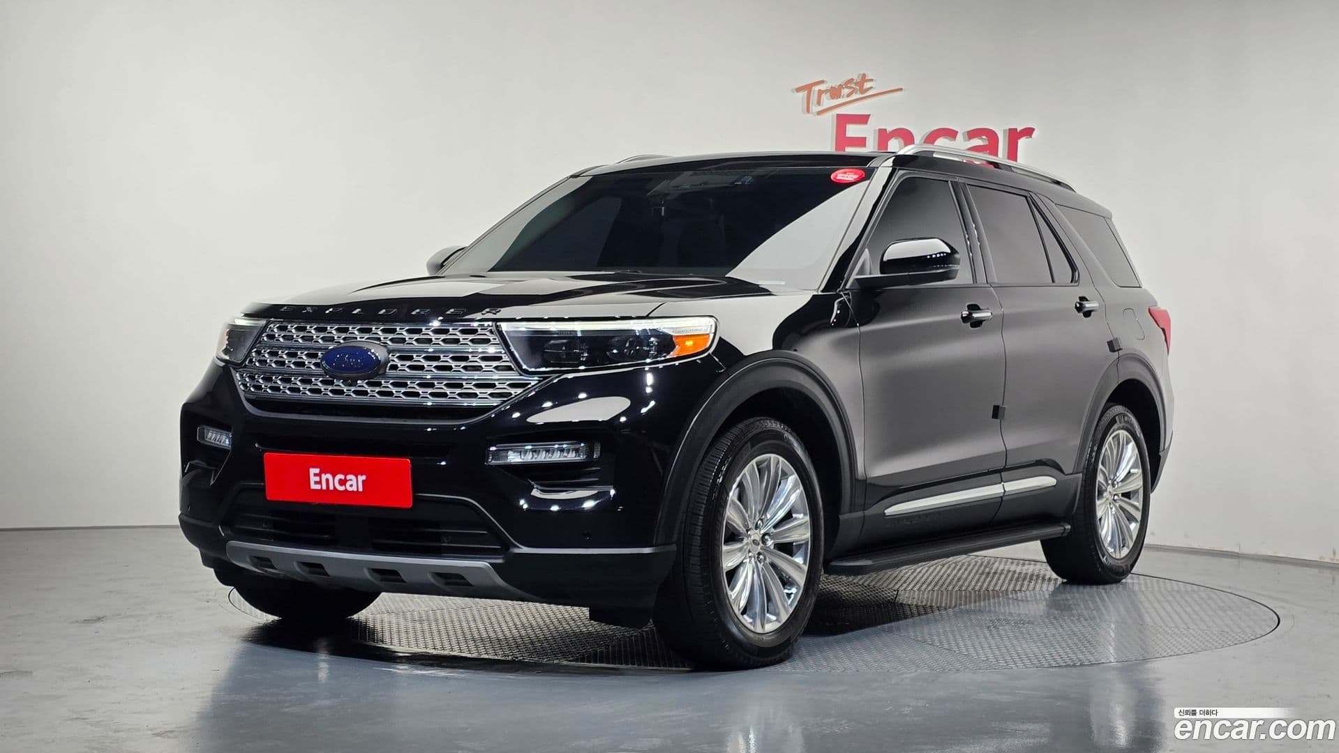 Main__Slider__Photo:Explorer Ford 2022.10-0