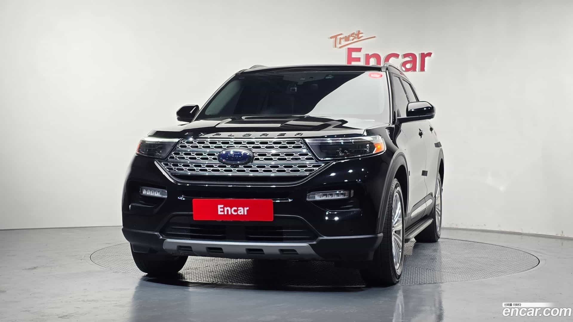 Explorer Ford 2022.10-OUTER-003