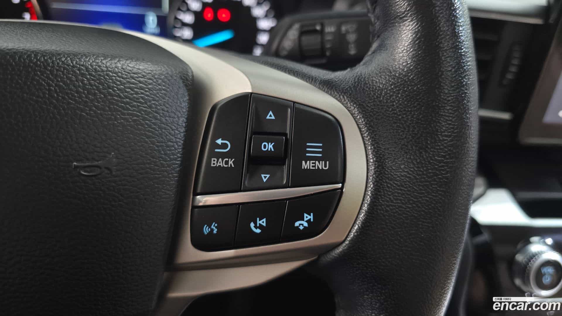 Explorer Ford 2022.10-OPTION-019