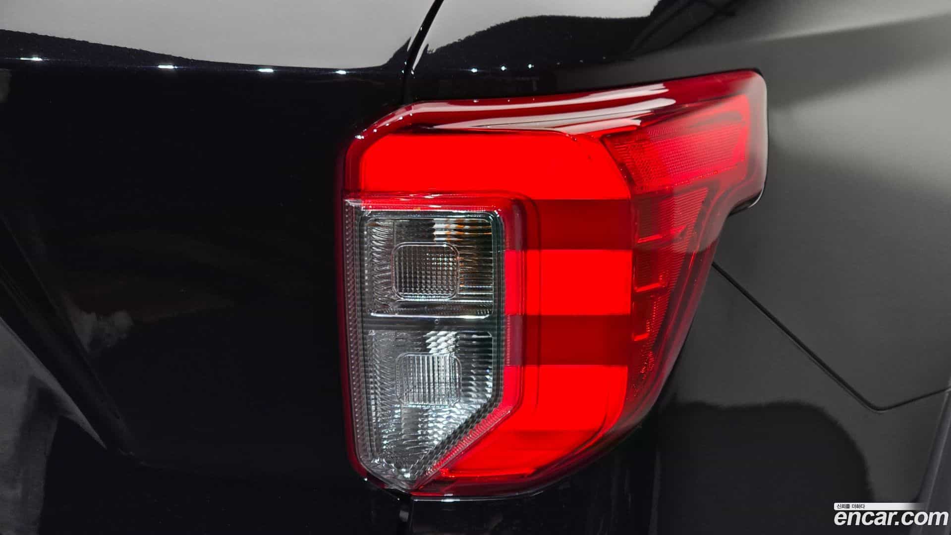 Explorer Ford 2022.10-OUTER-033