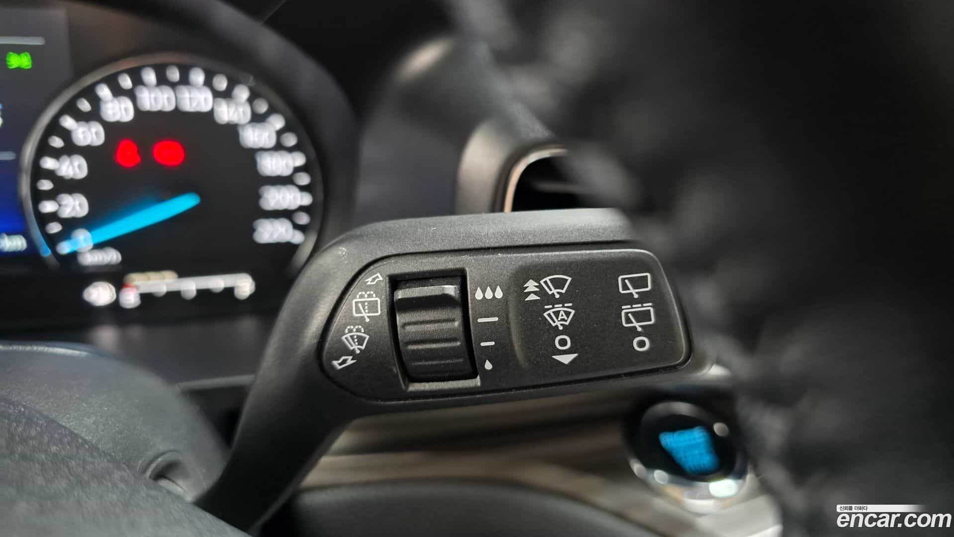 Explorer Ford 2022.10-OPTION-042