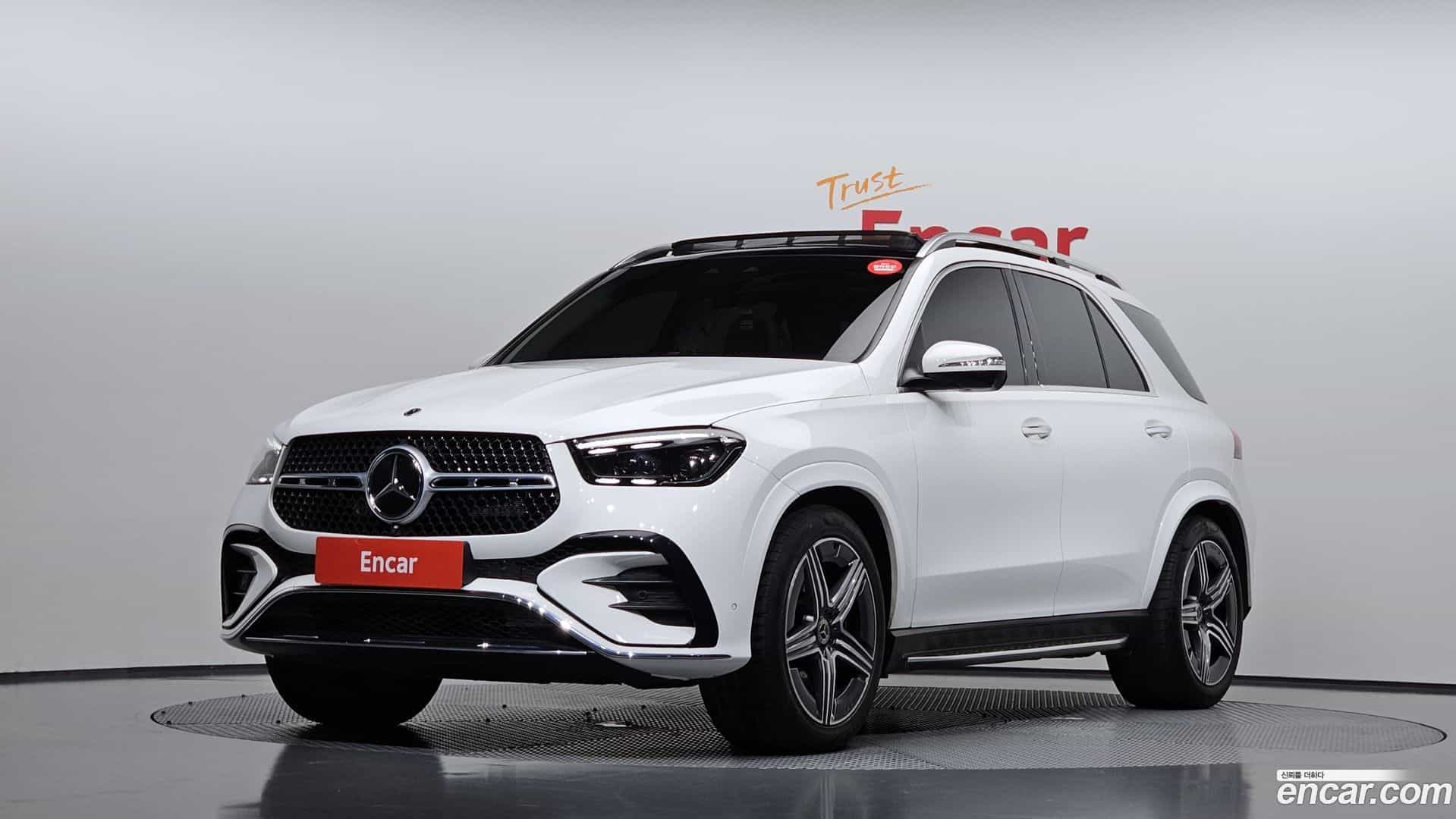 GLE-Class Mercedes-Benz 2023.11-OUTER-001