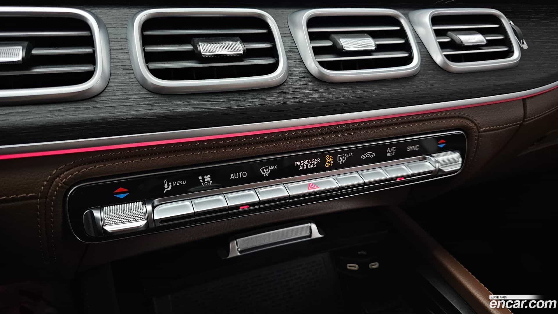 GLE-Class Mercedes-Benz 2023.11-OPTION-024