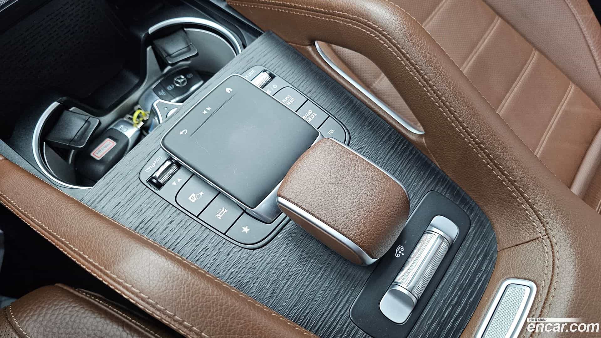 GLE-Class Mercedes-Benz 2023.11-OPTION-040
