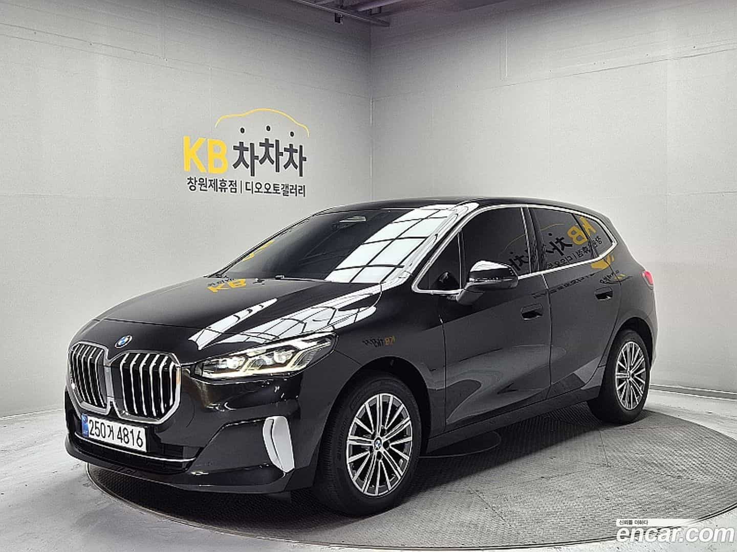 2-Series BMW 2025.1-OUTER-001