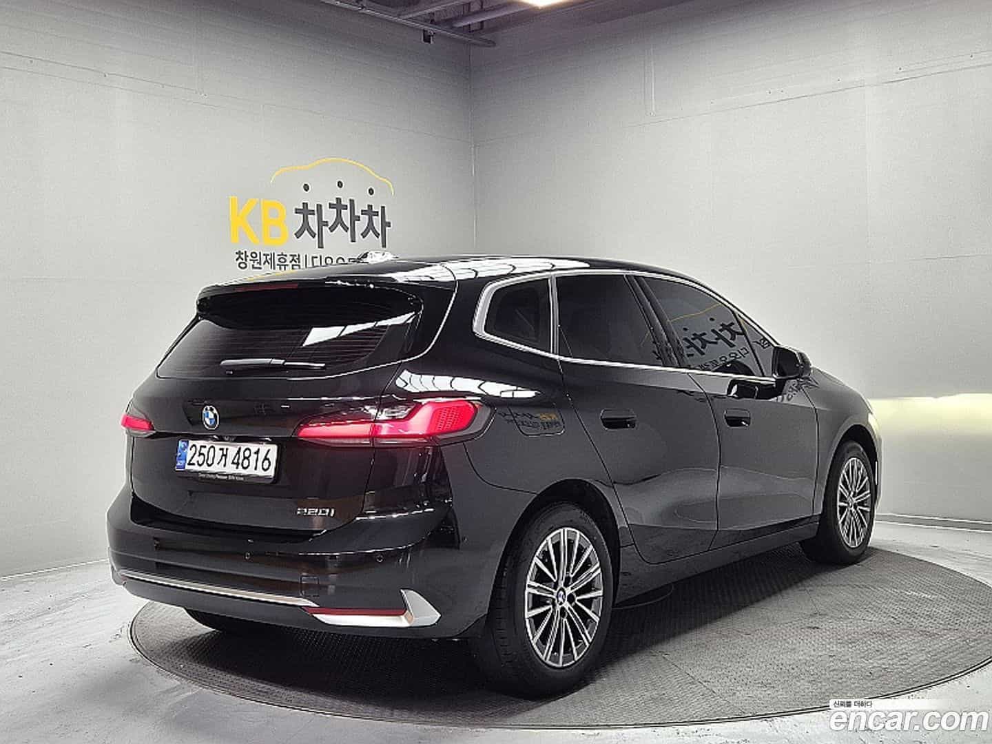 2-Series BMW 2025.1-OUTER-002