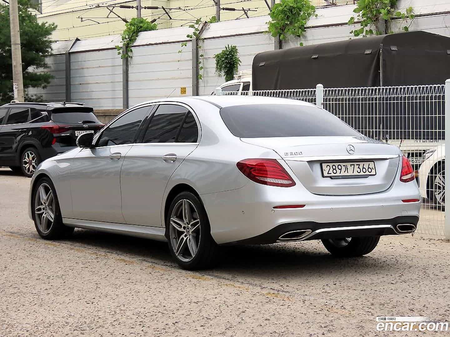 E-Class Mercedes-Benz 2018.8-OUTER-003