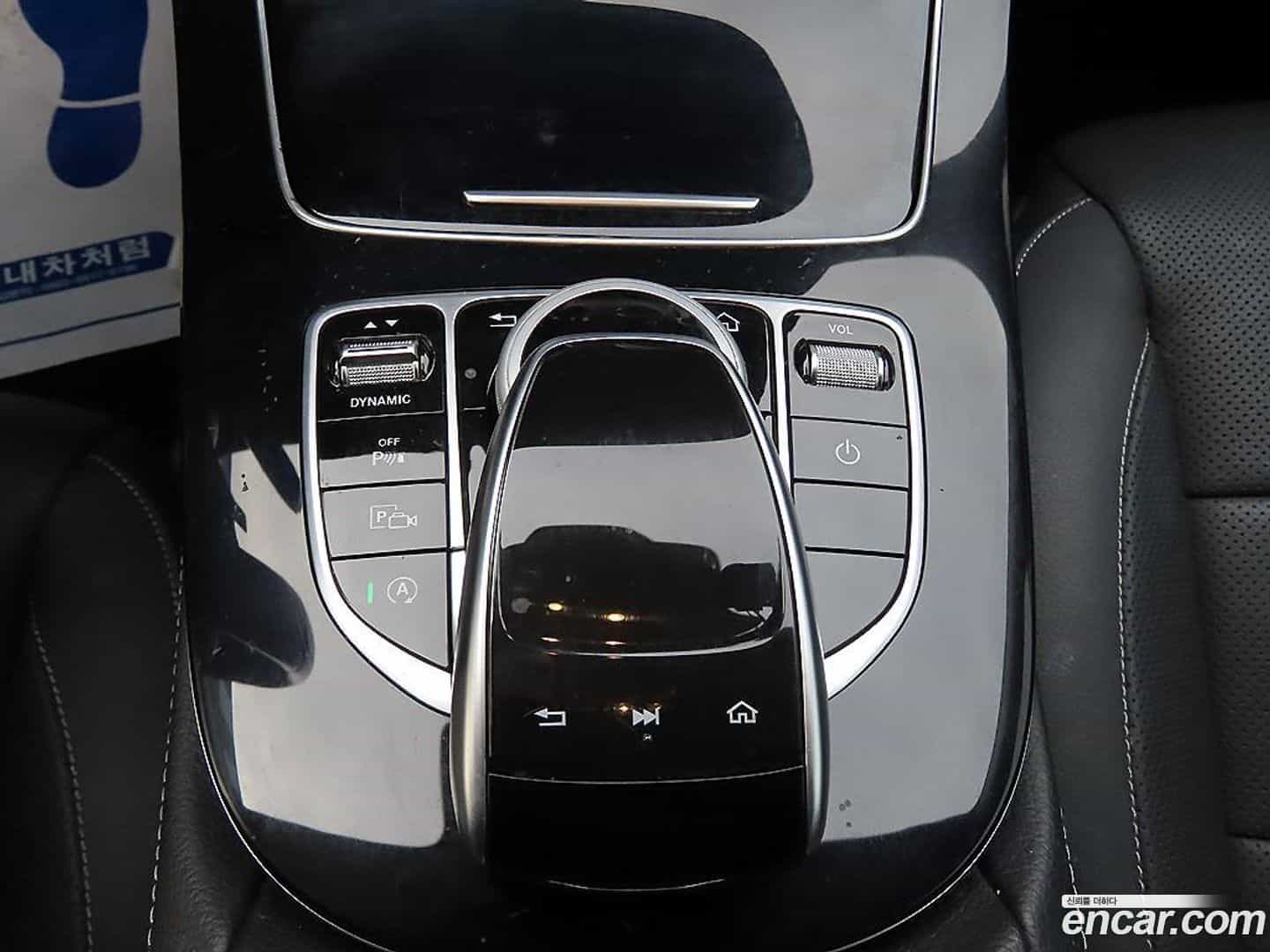 E-Class Mercedes-Benz 2018.8-OPTION-018