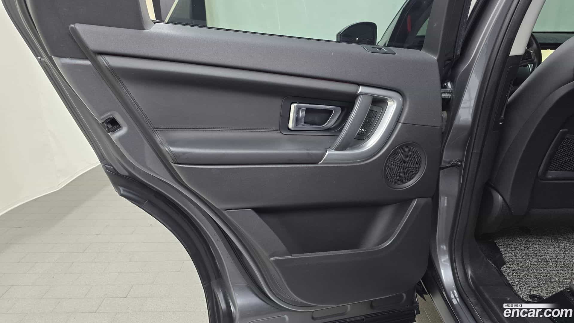 Discovery Sport Land Rover 2017.8-INNER-035