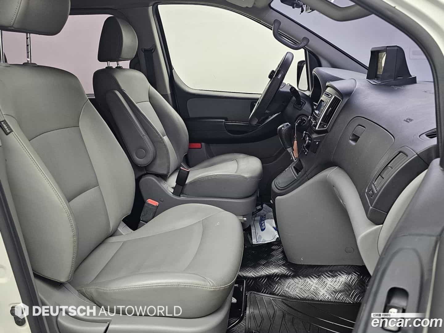 Starex Hyundai 2018.6-INNER-010