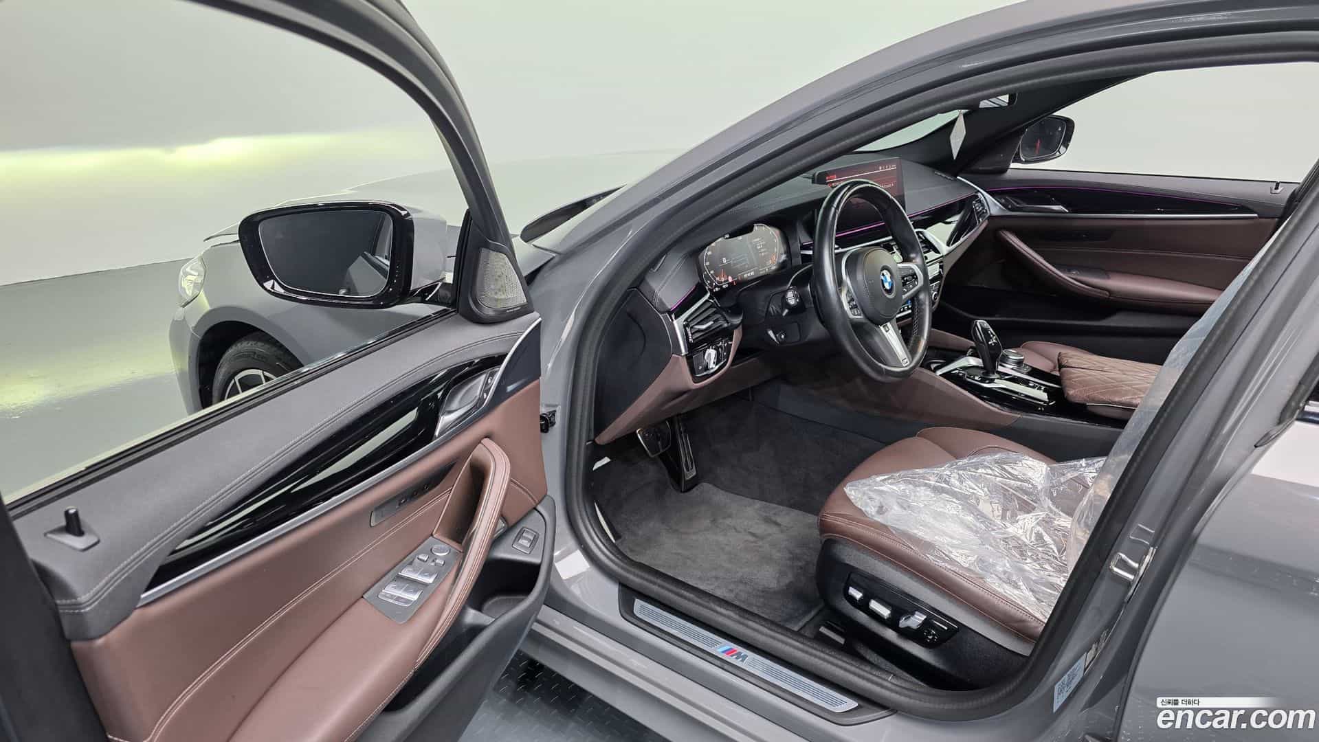 5-Series BMW 2022.5-INNER-010