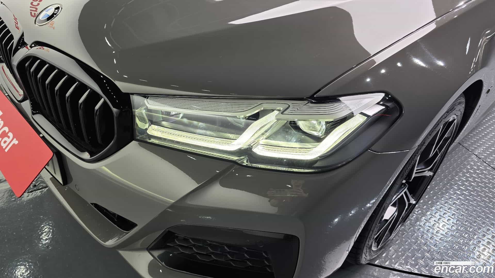 5-Series BMW 2022.5-OUTER-032