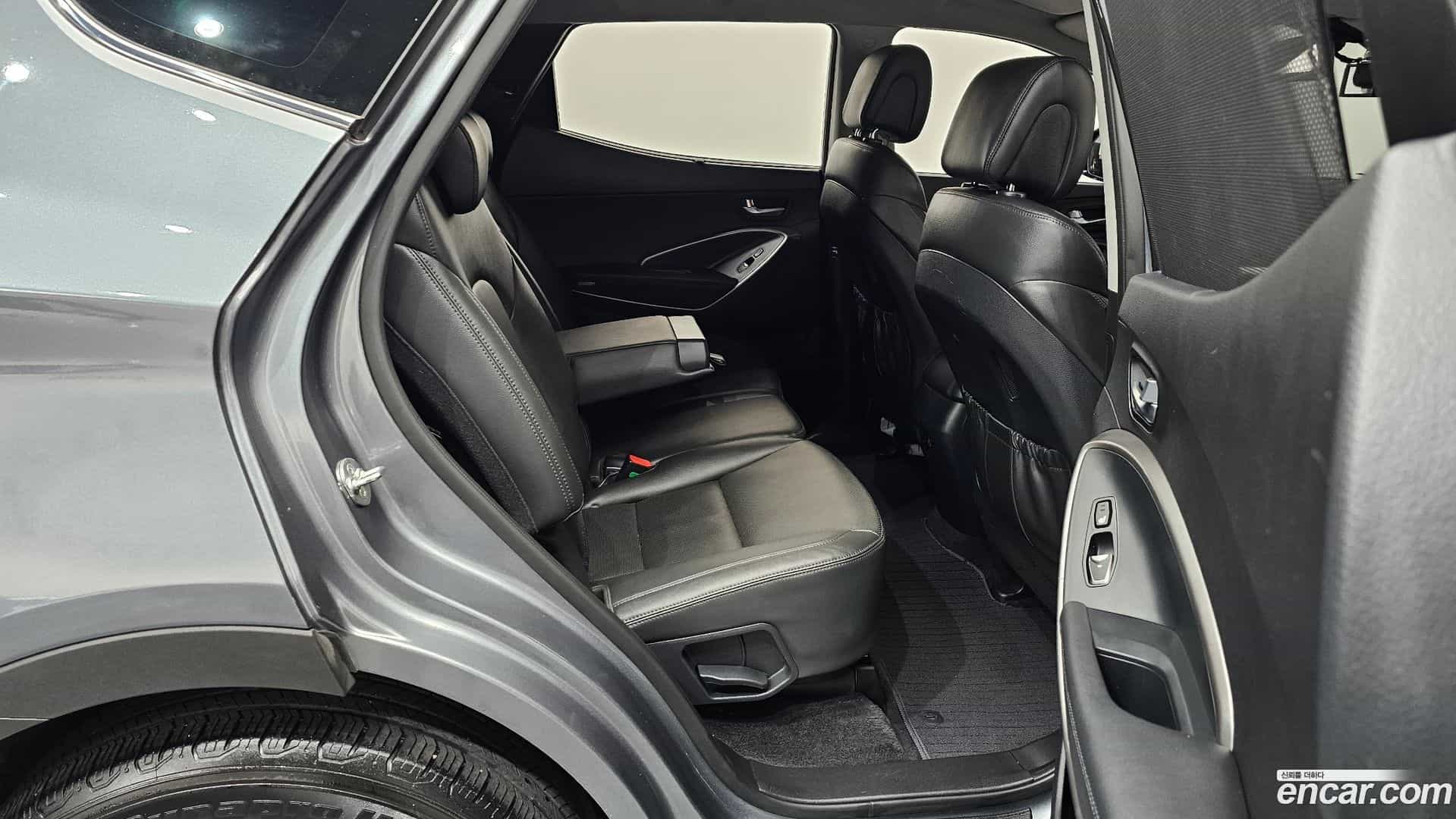 Santafe Hyundai 2018.0-OPTION-015