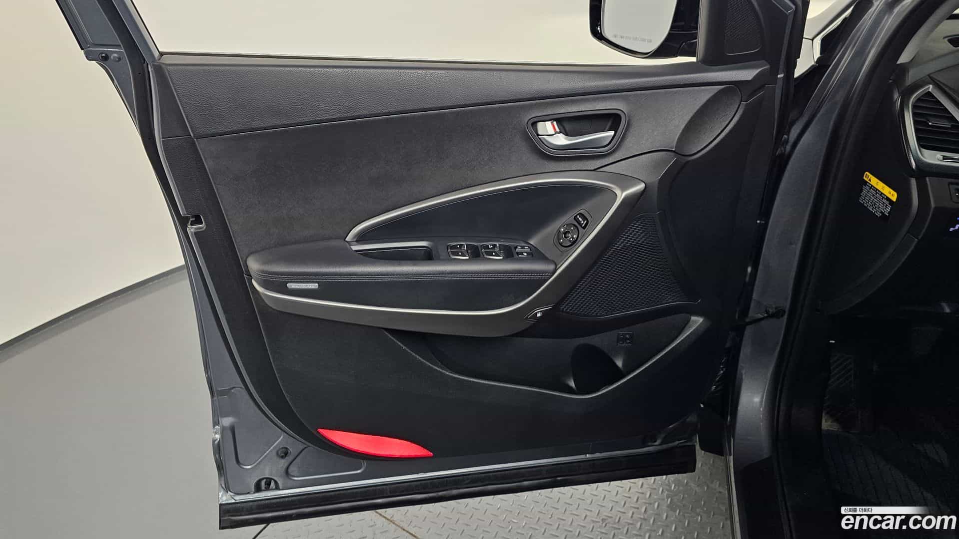 Santafe Hyundai 2018.0-INNER-034