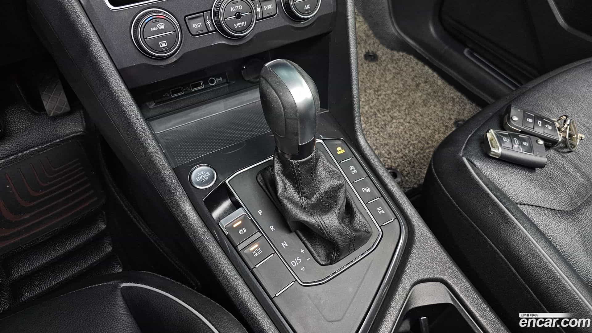 Tiguan Volkswagen 2020.11-INNER-009