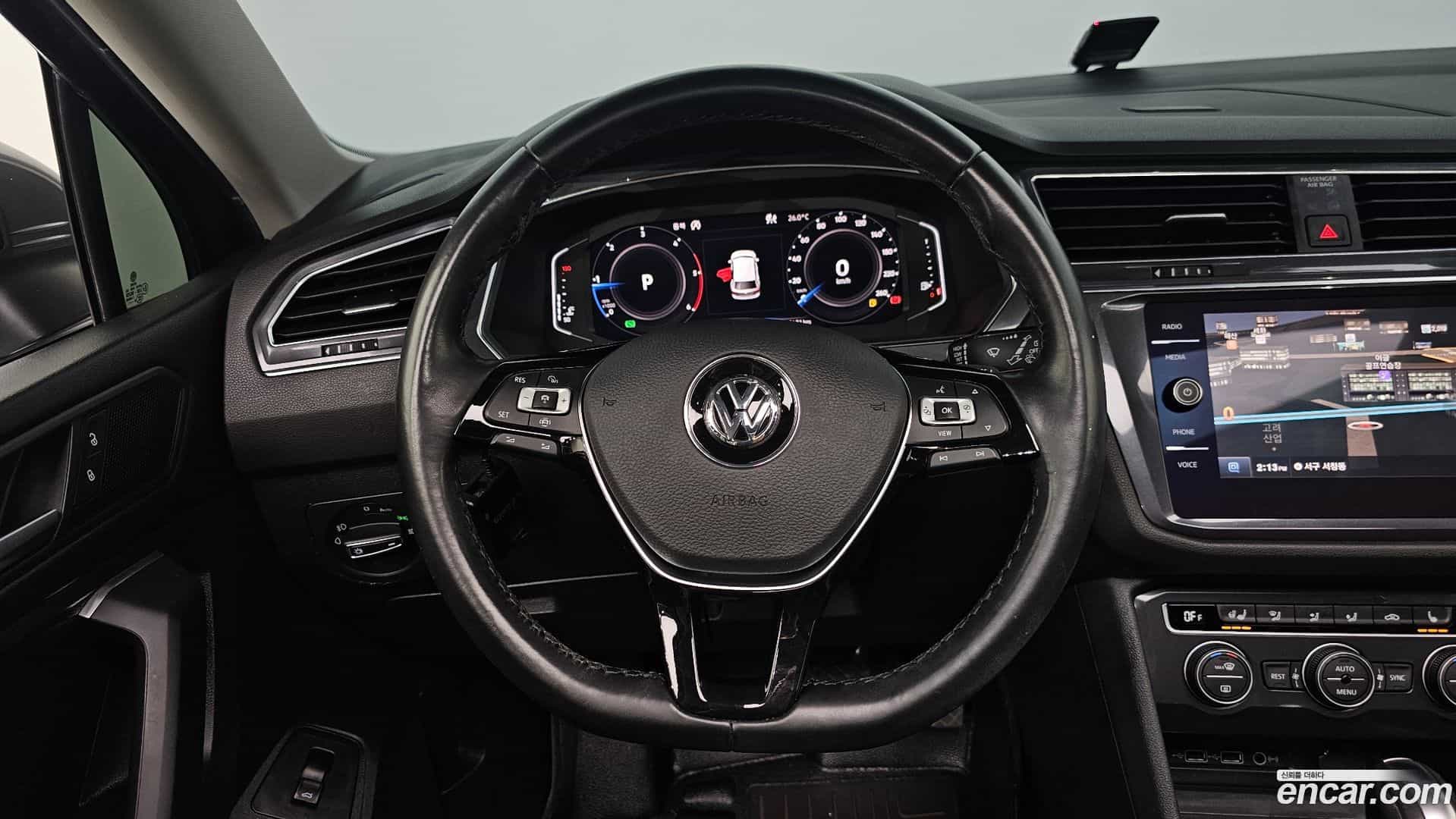 Tiguan Volkswagen 2020.11-OPTION-017