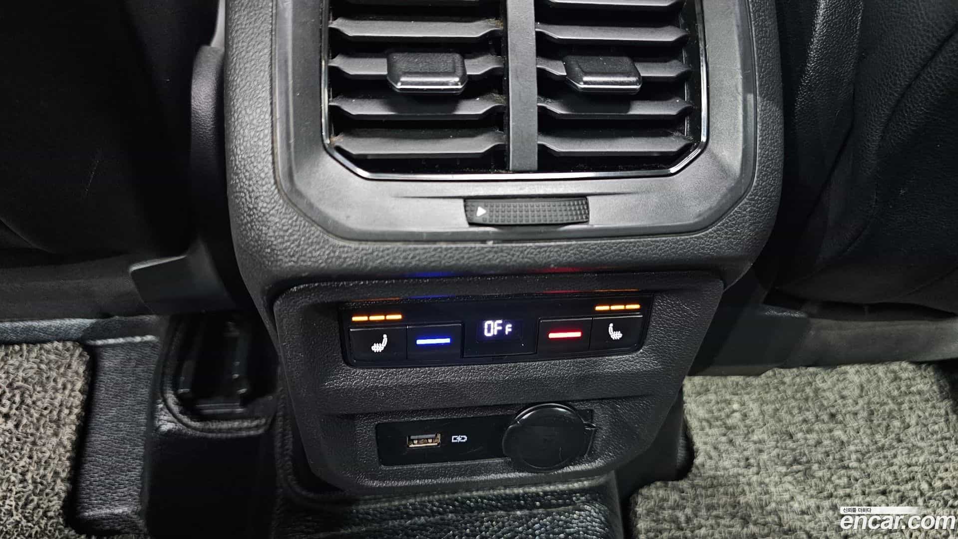 Tiguan Volkswagen 2020.11-OPTION-023