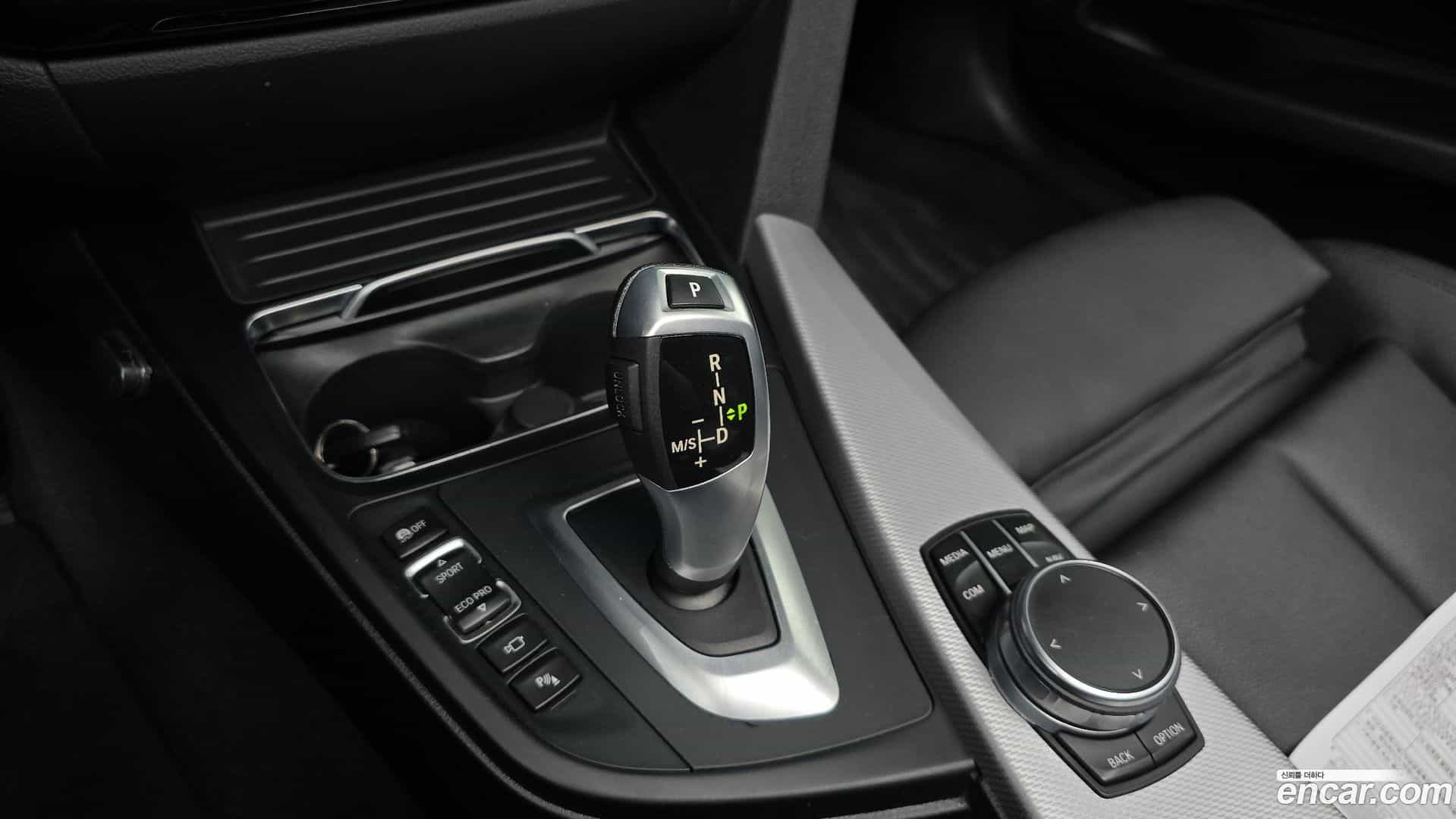 Gran Turismo BMW 2020.8-INNER-009