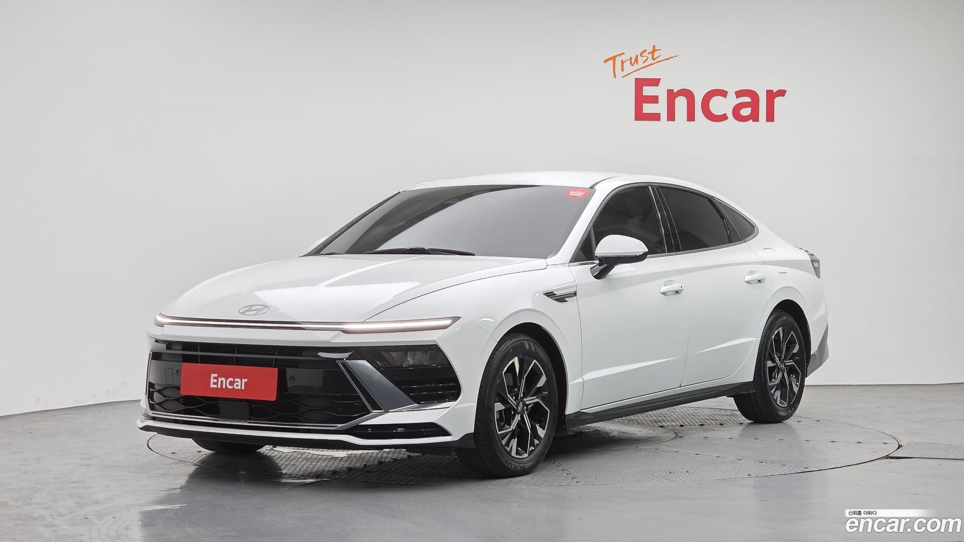 Main__Slider__Photo:Sonata Hyundai 2023.8-0
