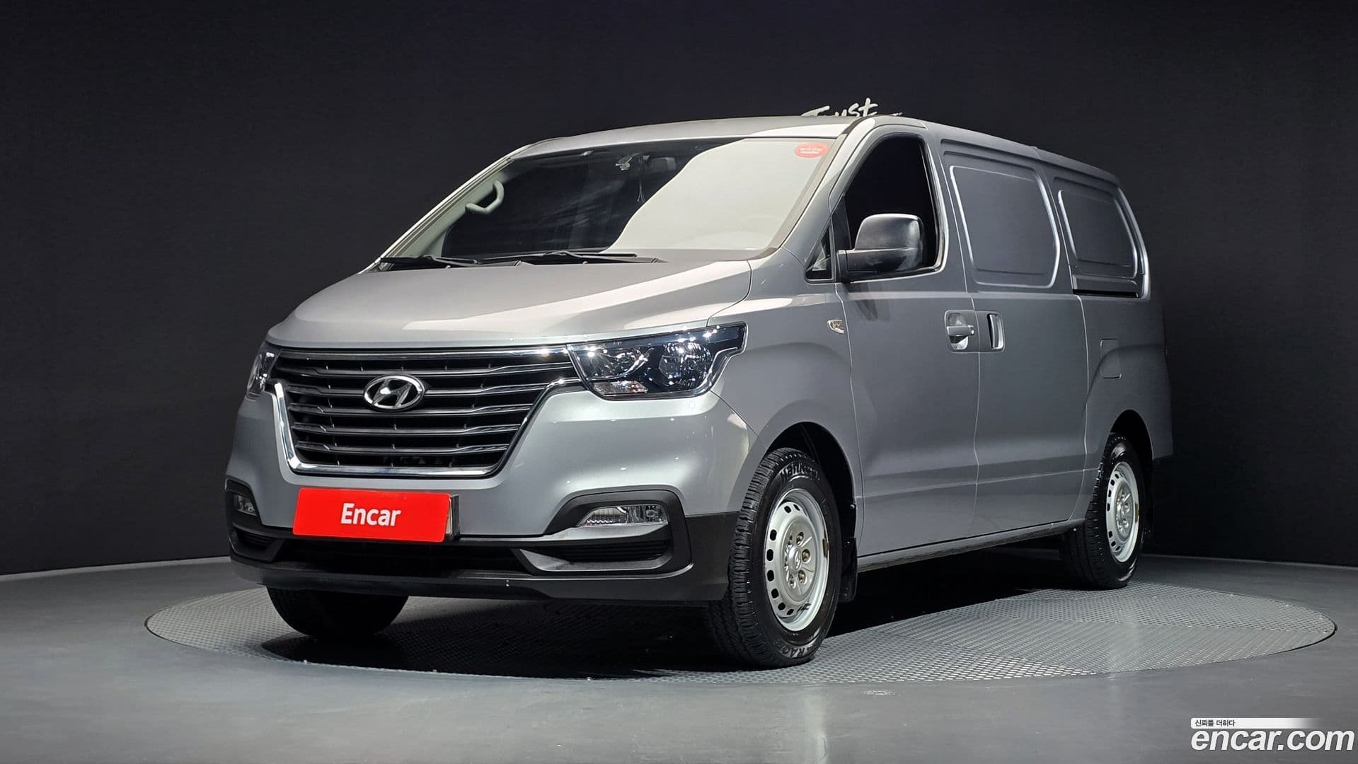 Main__Slider__Photo:Starex Hyundai 2019.1-0