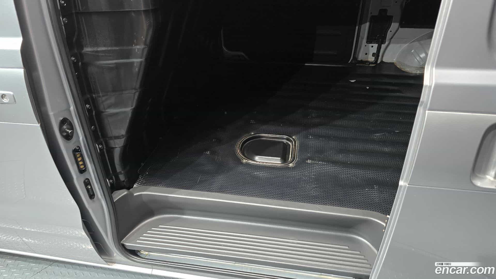 Starex Hyundai 2019.1-OPTION-019