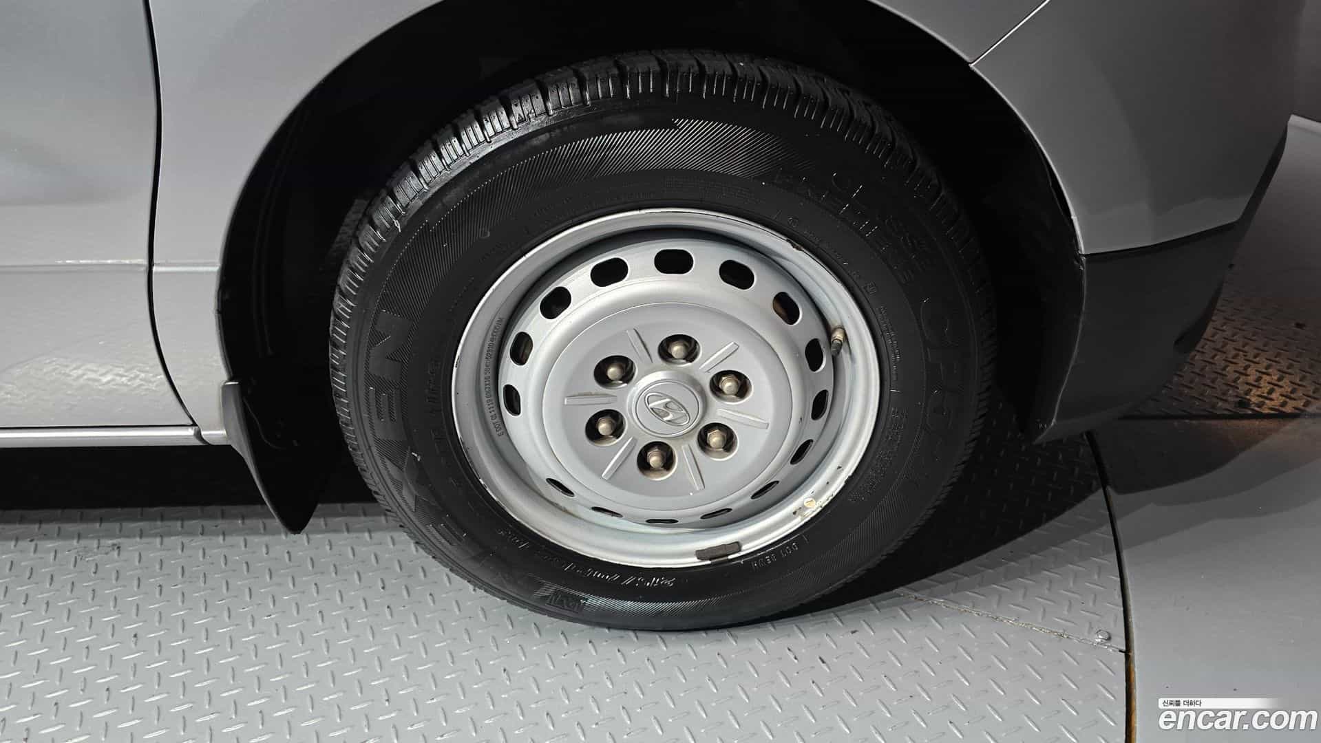 Starex Hyundai 2019.1-OUTER-031