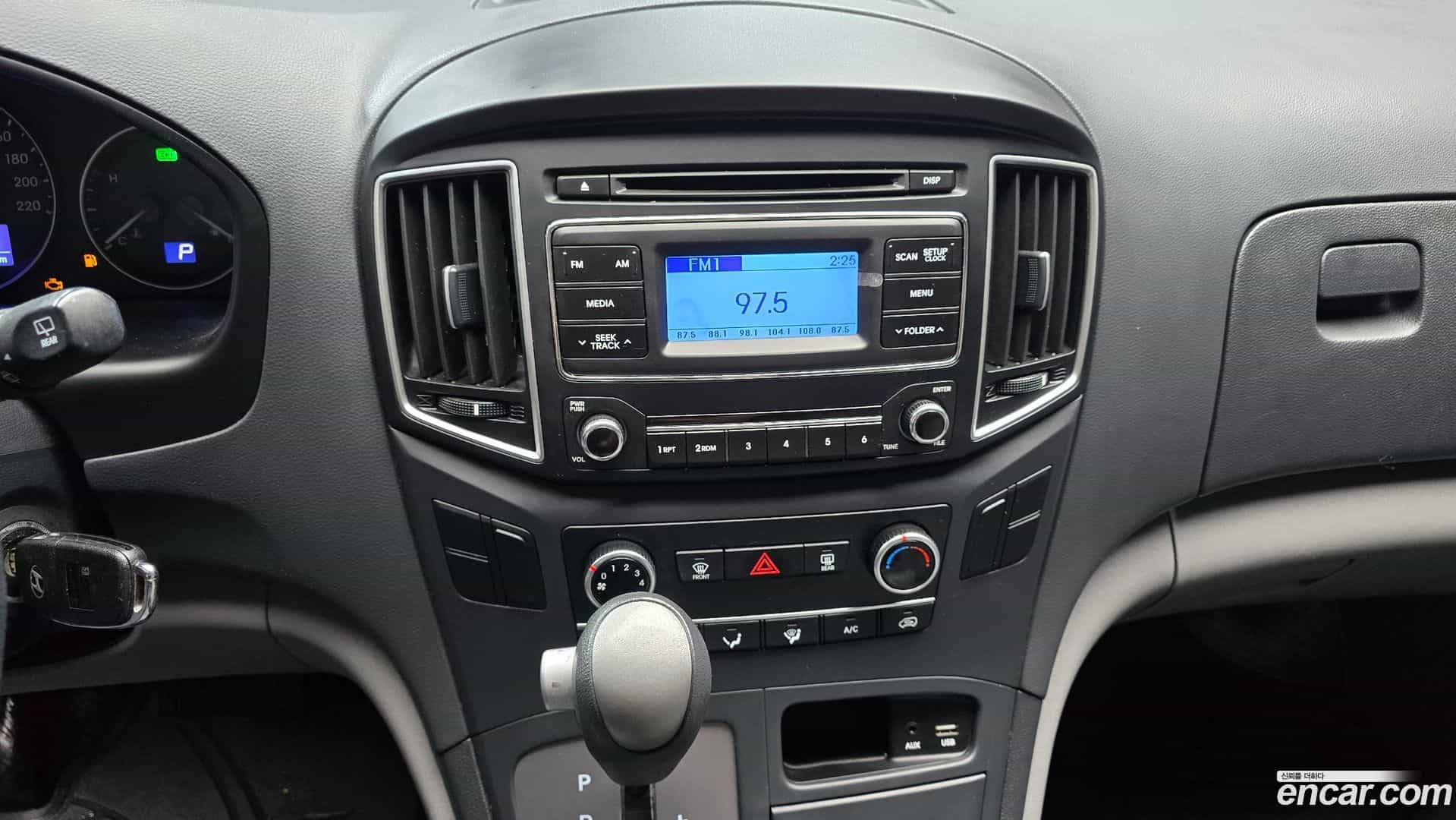 Starex Hyundai 2019.1-OPTION-045