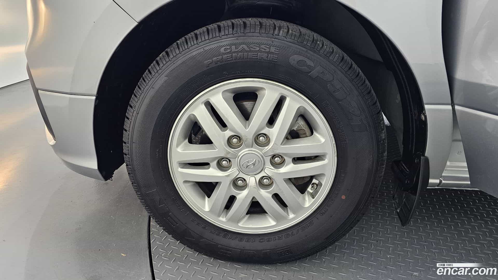 Starex Hyundai 2018.6-OUTER-005