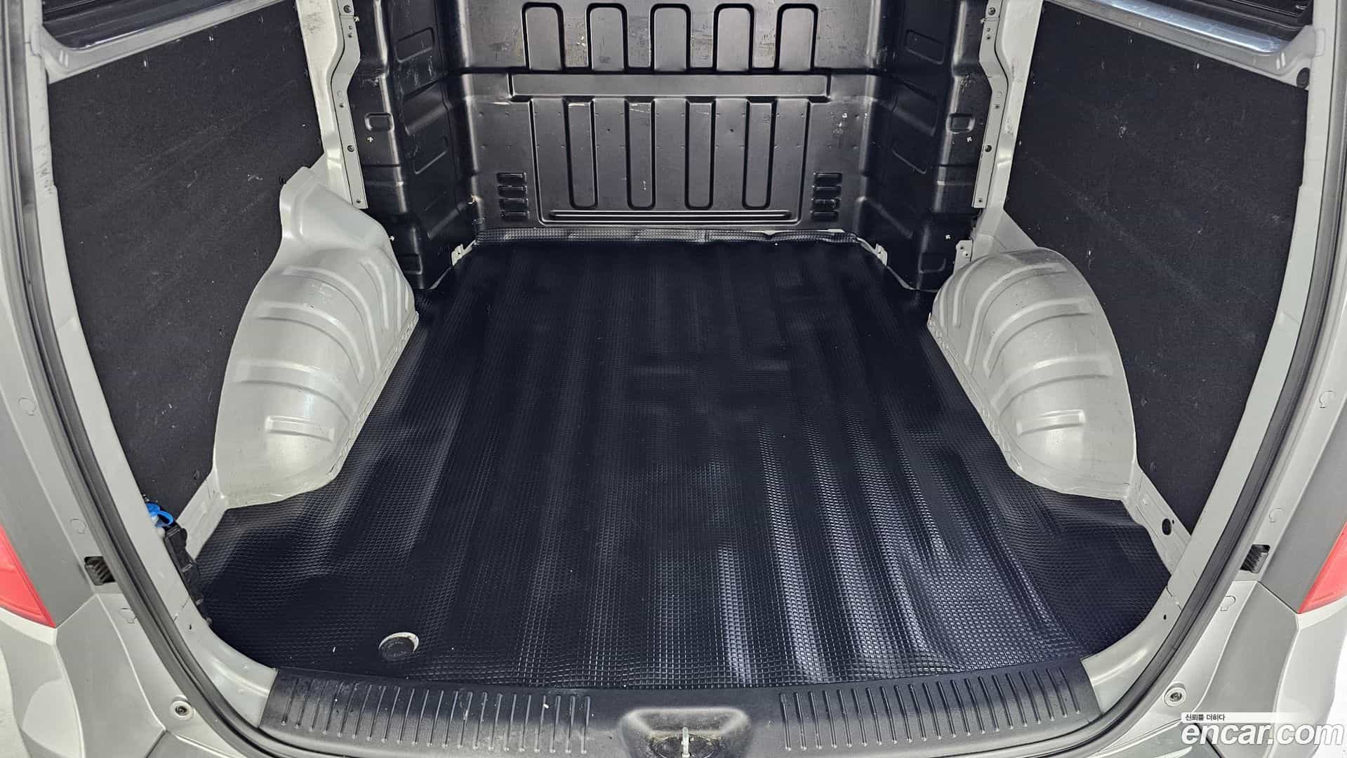 Starex Hyundai 2018.6-OPTION-022