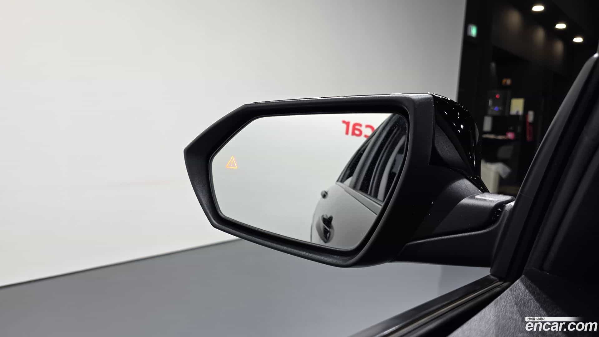 AVANTE Hyundai 2022.11-OPTION-017