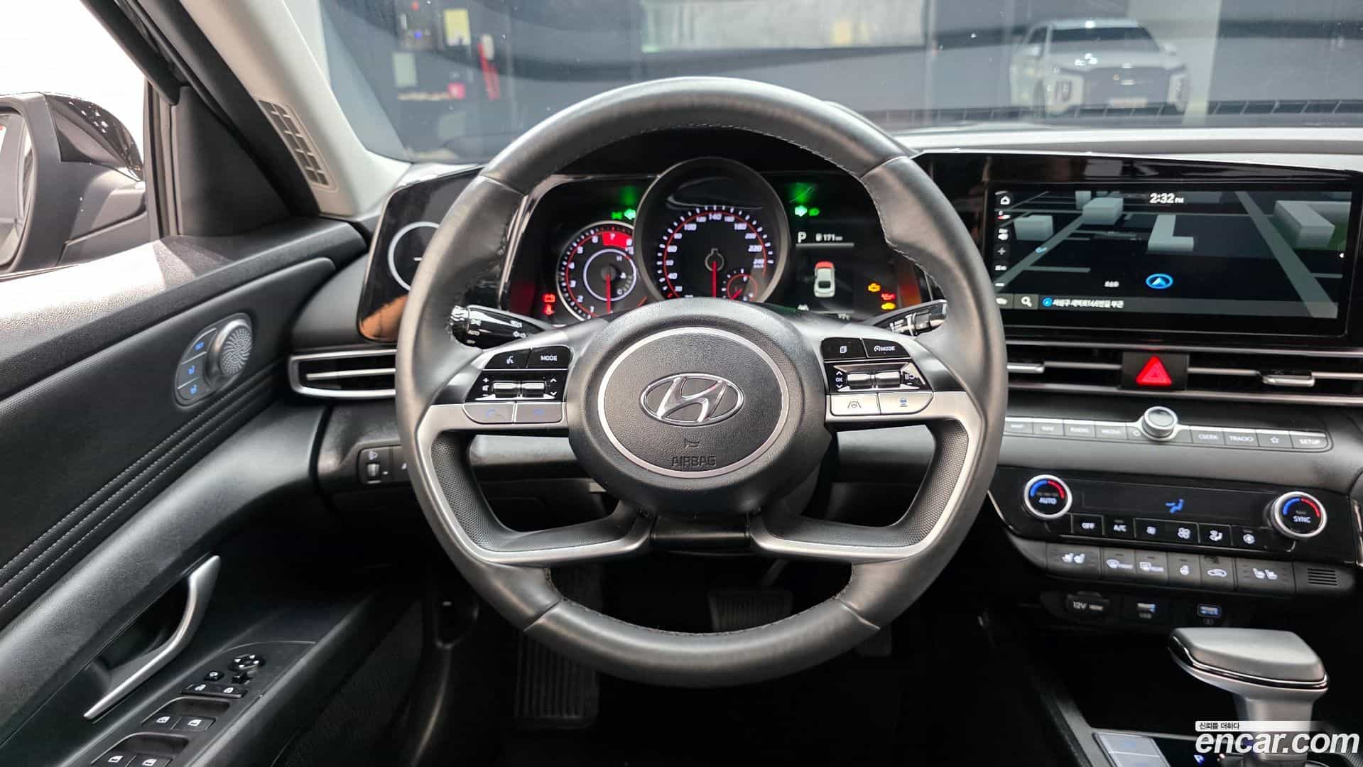 AVANTE Hyundai 2022.11-OPTION-018